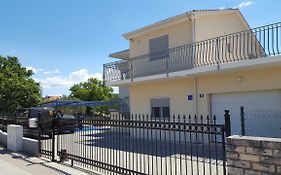 Vila Mila Apartments